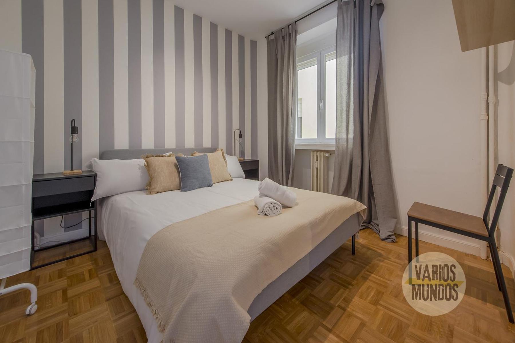 Practico Apt 7Pax En Calle Santa Ana Centro De Madrid Bagian luar foto